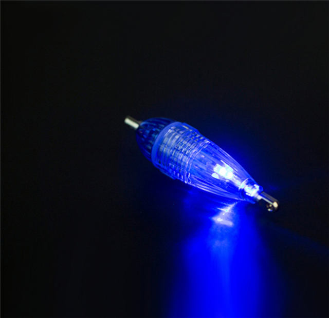 1Pcs Mini LED Flashing Light Underwater Attract Fish Lamp